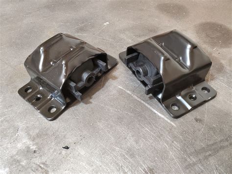 chev engine mounts