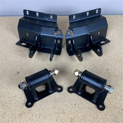 jeep xj engine mounts