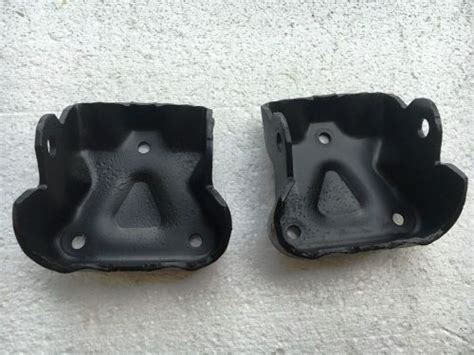 sbc engine mount bracket