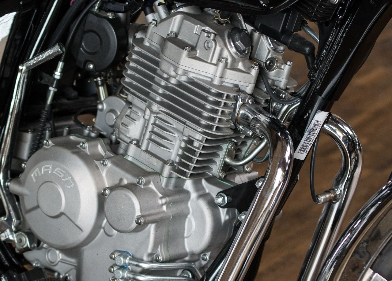 Dyna Engine Mount: Performance Enhancements Explained